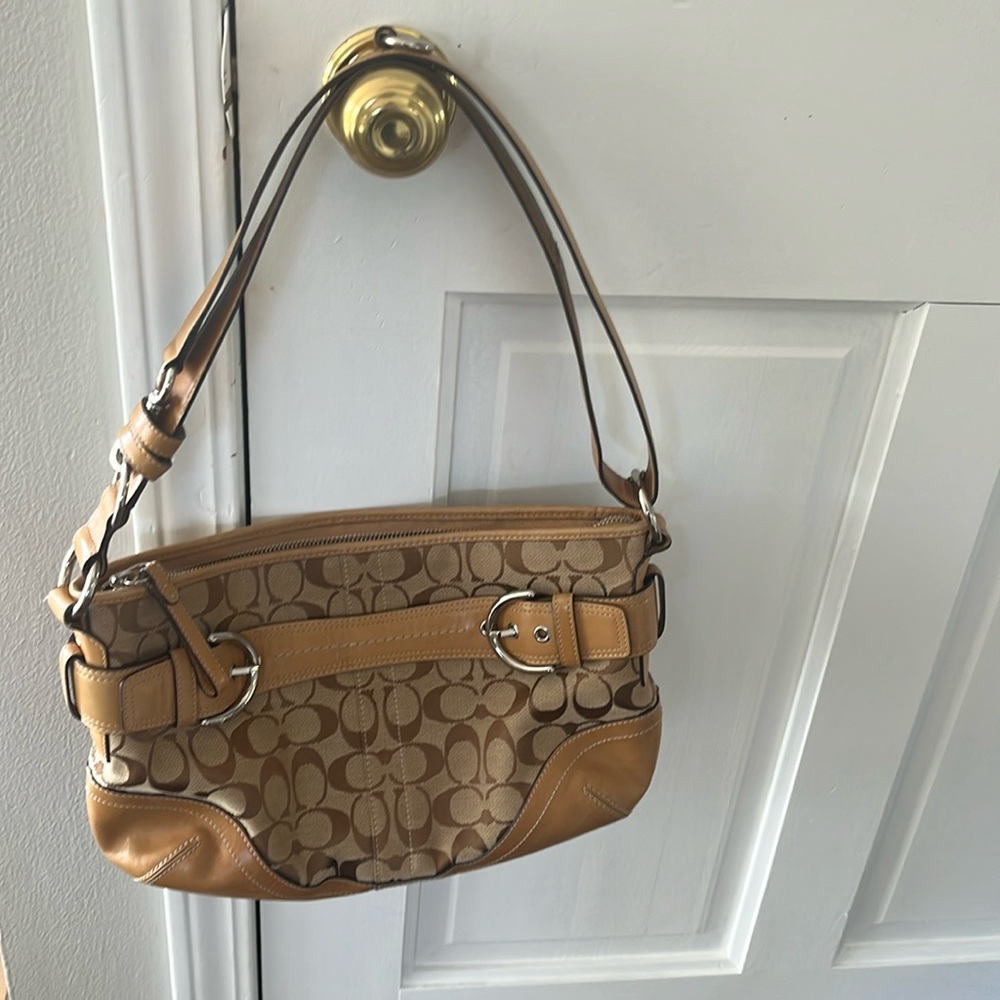 Coach Signature Vintage Crossbody And Shoulder Bag
